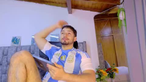 Snapshot of nick_moss_ chatting on 02.10.26 nick_moss_ online show from 02.10.26