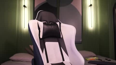 Jhohan online show from 10.26.25