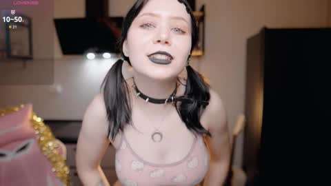nickari_x online show from 03.11.26
