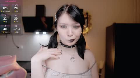 nickari_x online show from 04.04.26