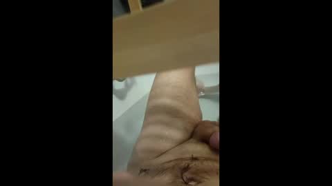 Snapshot of nickelou chatting on 11.21.25 nickelou online show from 11.21.25