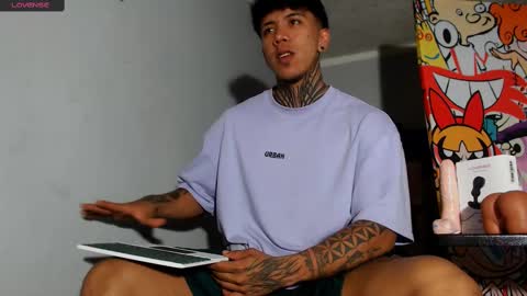 Snapshot of nickhot0609 chatting on 02.24.25 Nickhot0609 online show from 02.24.25