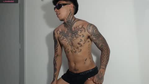 Snapshot of nickhot0609 chatting on 02.27.25 Nickhot0609 online show from 02.27.25