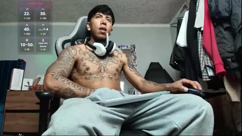 Snapshot of nickhot0609 chatting on 11.19.25 Nickhot0609 online show from 11.19.25