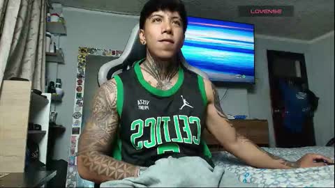 Snapshot of nickhot0609 chatting on 01.17.26 Nickhot0609 online show from 01.17.26