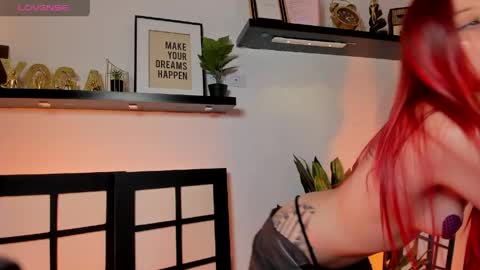 nickie_reed_ online show from 04.24.26