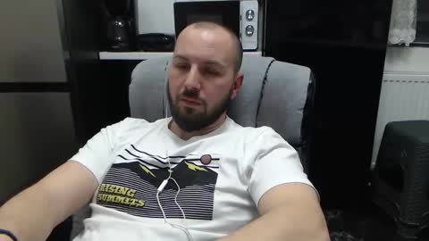 Julian online show from 02.03.25