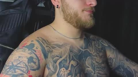 Snapshot of nicktattoomaster chatting on 02.01.26 nicktattoomaster online show from 02.01.26