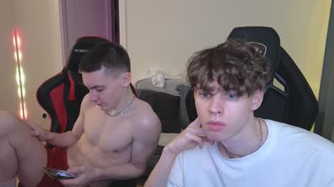 Snapshot of nicky_mart chatting on 03.04.25 Nicki Danny online show from 03.04.25