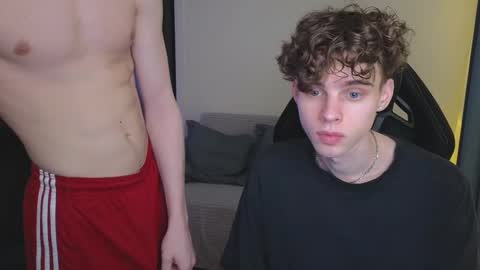 Snapshot of nicky_mart chatting on 03.10.25 Nicki Danny online show from 03.10.25