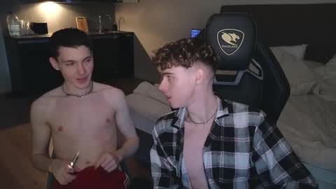 Snapshot of nicky_mart chatting on 10.17.25 Nicki Danny online show from 10.17.25