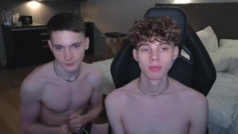 Snapshot of nicky_mart chatting on 10.22.25 Nicki Danny online show from 10.22.25