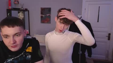 Snapshot of nicky_mart chatting on 11.26.25 Nicki Danny online show from 11.26.25