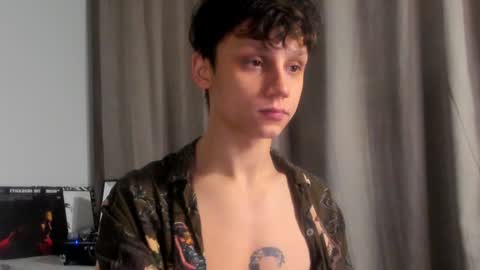 Snapshot of nicky_neal chatting on 12.26.24 Nicky Neal online show from 12.26.24