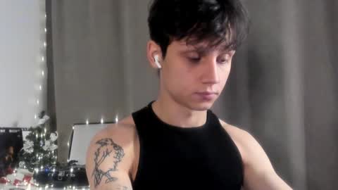 Snapshot of nicky_neal chatting on 12.29.24 Nicky Neal online show from 12.29.24