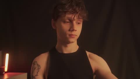 Snapshot of nicky_neal chatting on 02.11.25 Nicky Neal online show from 02.11.25