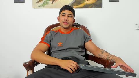 Snapshot of nicky_vance chatting on 12.10.24 nicky online show from 12.10.24