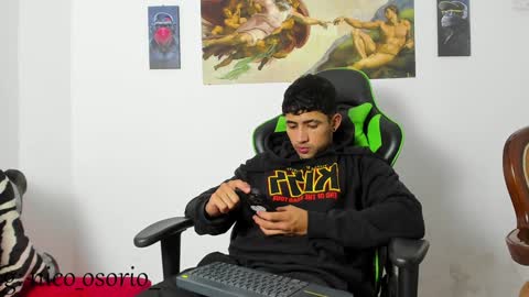 Snapshot of nicky_vance chatting on 12.18.24 nicky online show from 12.18.24