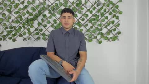 nicky online show from 02.22.25