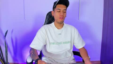 Nicky  online show from 10.13.25
