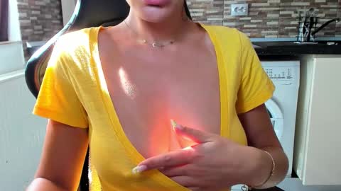 Nicky online show from 09.18.25