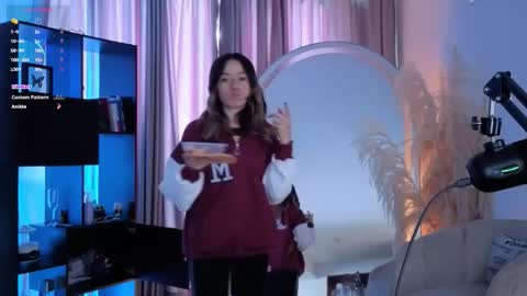 Nicky online show from 09.12.25