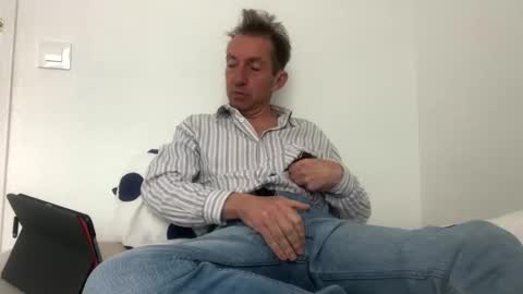 Snapshot of nico181969 chatting on 02.15.25 Nico online show from 02.15.25