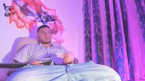 Snapshot of nico_rivera chatting on 10.26.25 Nicolas online show from 10.26.25