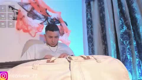 Snapshot of nico_rivera chatting on 11.01.25 Nicolas online show from 11.01.25