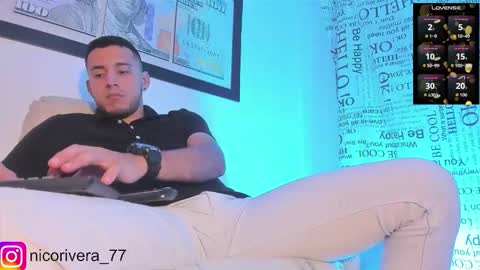 Snapshot of nico_rivera chatting on 11.26.25 Nicolas online show from 11.26.25