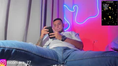 Snapshot of nico_rivera chatting on 12.19.25 Nicolas online show from 12.19.25