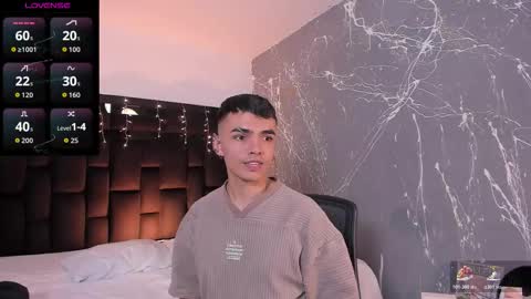 Snapshot of nicokingg_ chatting on 12.17.25 Nico King online show from 12.17.25