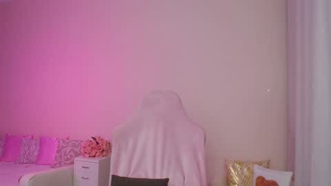 Snapshot of nicol_angel888 chatting on 12.02.24 Nicole Online at about after 1000 6 UK time or 900 - 500 UK time it approximate time interval online show from 12.02.24