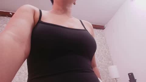 Nicol online show from 01.06.25