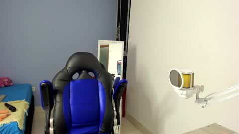 Nicol sanchez online show from 03.01.25