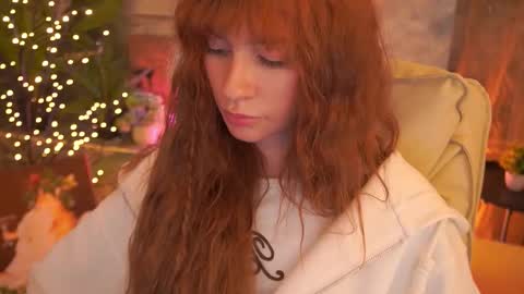 Nicol Moonn online show from 03.12.26