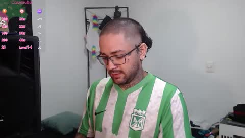 nicolas online show from 12.22.25