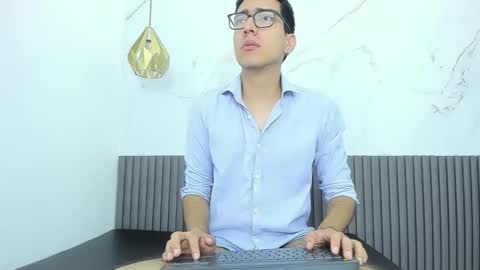 nicolasfine online show from 01.19.26