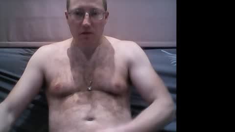 Snapshot of nicolaslapin87 chatting on 11.26.25 nicolaslapin87 online show from 11.26.25