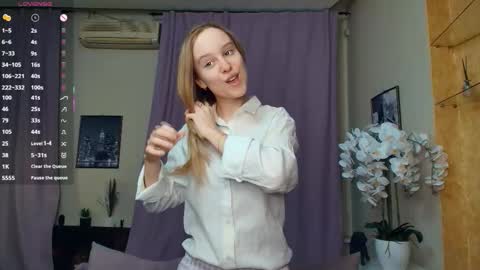 Nicoletta online show from 03.09.26