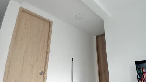 Snapshot of nicole_and_thiago1 chatting on 01.10.26 nicole_and_thiago1 online show from 01.10.26