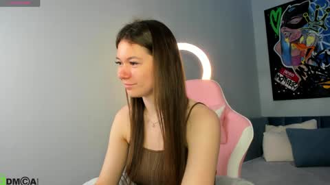 Snapshot of nicole_charm chatting on 06.08.26 GMT7TueWedThSu 0300am-0900am. Sa 1000am-0400pm online show from 06.08.26