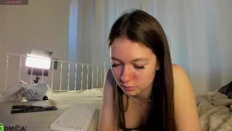 Snapshot of nicole_charm chatting on 07.30.26 GMT7TueWedThSu 0300am-0900am. Sa 1000am-0400pm online show from 07.30.26