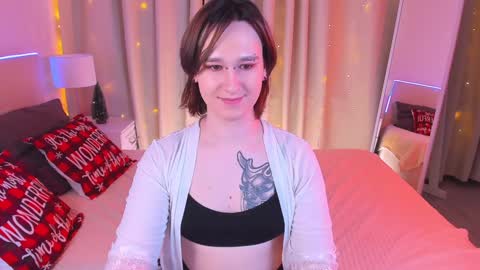 Snapshot of nicole_cidman chatting on 12.24.24 Nicole online show from 12.24.24