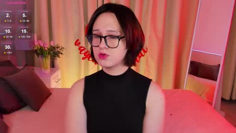 Snapshot of nicole_cidman chatting on 02.13.25 Nicole online show from 02.13.25