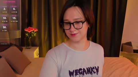 Snapshot of nicole_cidman chatting on 02.25.25 Nicole online show from 02.25.25