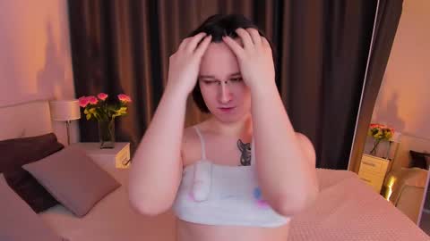 Snapshot of nicole_cidman chatting on 03.12.25 Nicole online show from 03.12.25