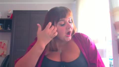 Snapshot of nicole_red__ chatting on 10.11.25 Nicole online show from 10.11.25