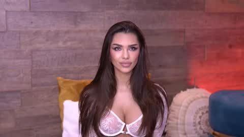 Nicole online show from 11.06.25