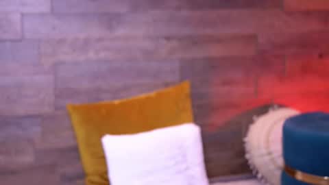 Nicole online show from 12.21.25